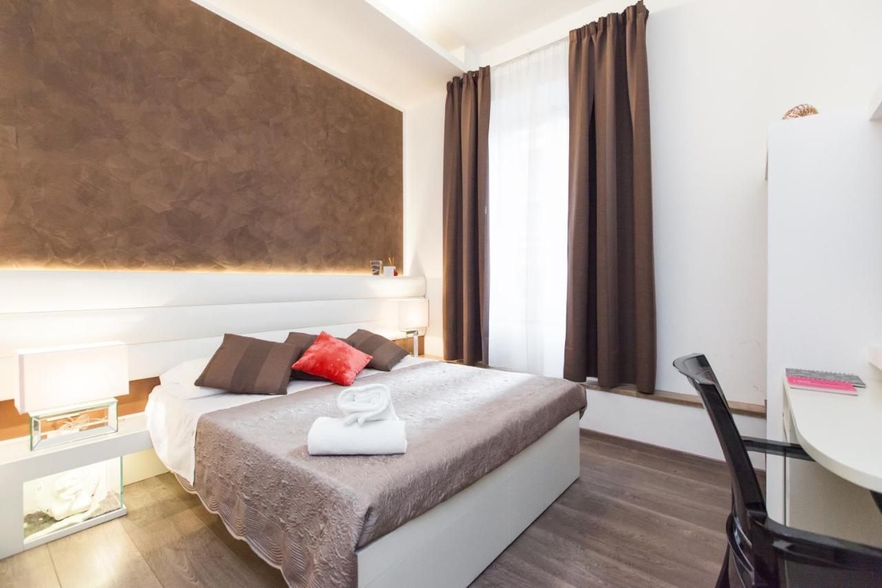 Bed and Breakfast Town House Fontana Di Trevi Rzym Zewnętrze zdjęcie